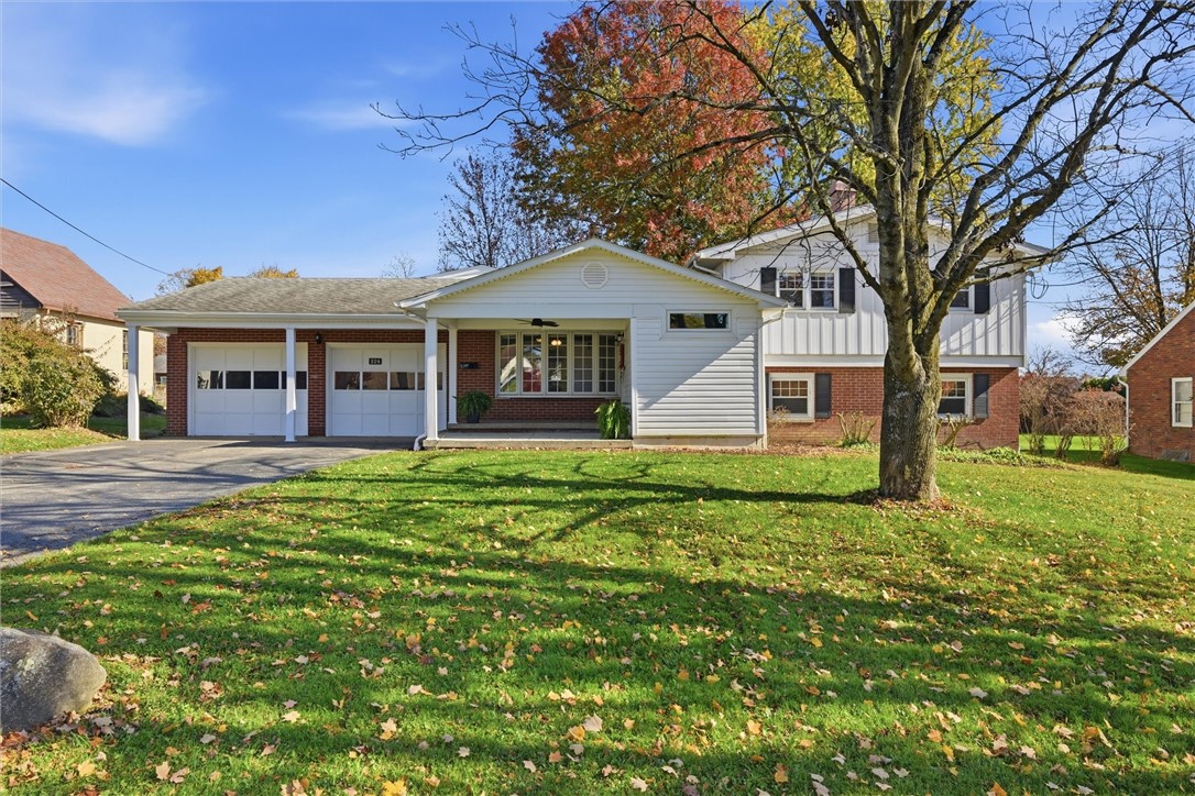 Exterior of 224 Francis Street, New Wilmington, PA 16142